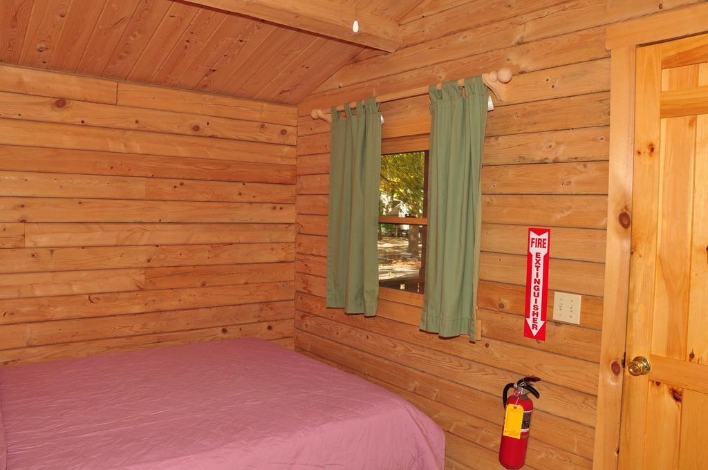 Tranquil Timbers Cabin 11 Sturgeon Bay Eksteriør billede